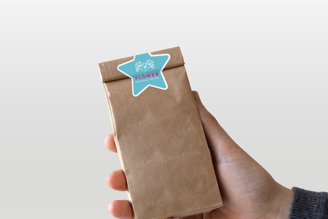 Adesivi in carta stella: Vuoi stampare adesivi sagomati in carta ed etichette per il tuo packaging? Con Rotostampa puoi farlo in pochi semplici click!