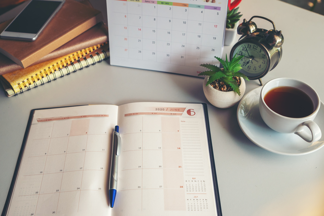 Come creare un'agenda personalizzata da stampare: Vuoi fare un regalo ai tuoi clienti o dipendenti? Ecco come creare un’agenda personalizzata da stampare, per far sì che le persone si ricordino di te o della t…