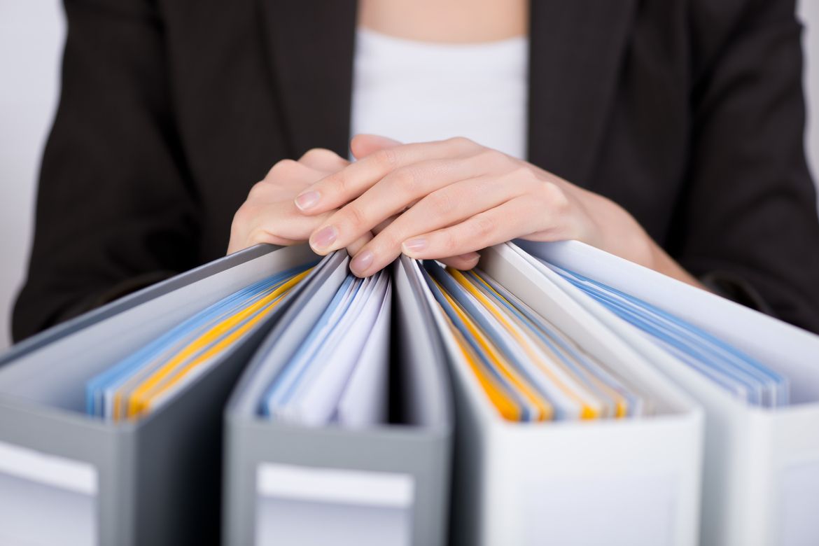 Come archiviare i documenti cartacei in ufficio o azienda: Ti chiedi sempre come archiviare i documenti in ufficio o azienda? Una buona organizzazione ti fa risparmiare tempo. Ecco qualche consiglio Come archiviare i documenti cartacei in ufficio o azienda: Ti chiedi sempre come archiviare i documenti in ufficio o azienda? Una buona organizzazione ti fa risparmiare tempo. Ecco qualche consiglio