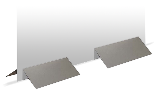 2 Piedi in acciaio - Wedge 30 cm: Design semplice ed essenziale in metallo satinato. Il fulcro, alloggia pannelli da 3 a 40 mm con altezza massima consigliata 200 cm. Larghezza del piede 30 cm,…